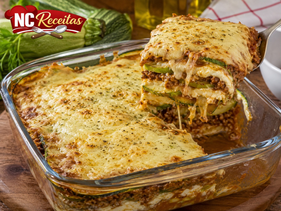 Lasanha de Abobrinha com Molho Bolonhesa e Queijos: Receita leve, cremosa e fácil para o dia a dia